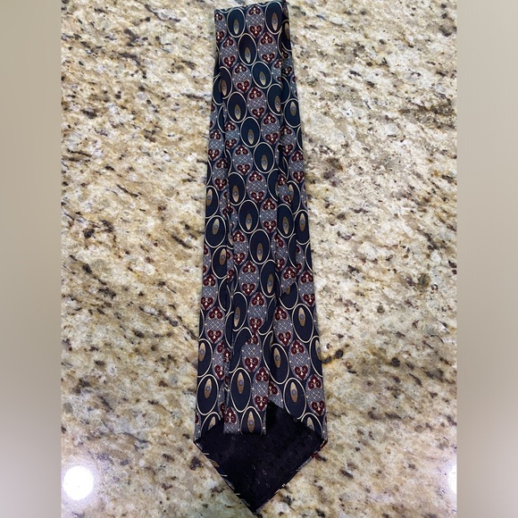 Beautiful Designer Oscar de la Renta Silk Tie Necktie Neck Tie - Picture 3 of 7